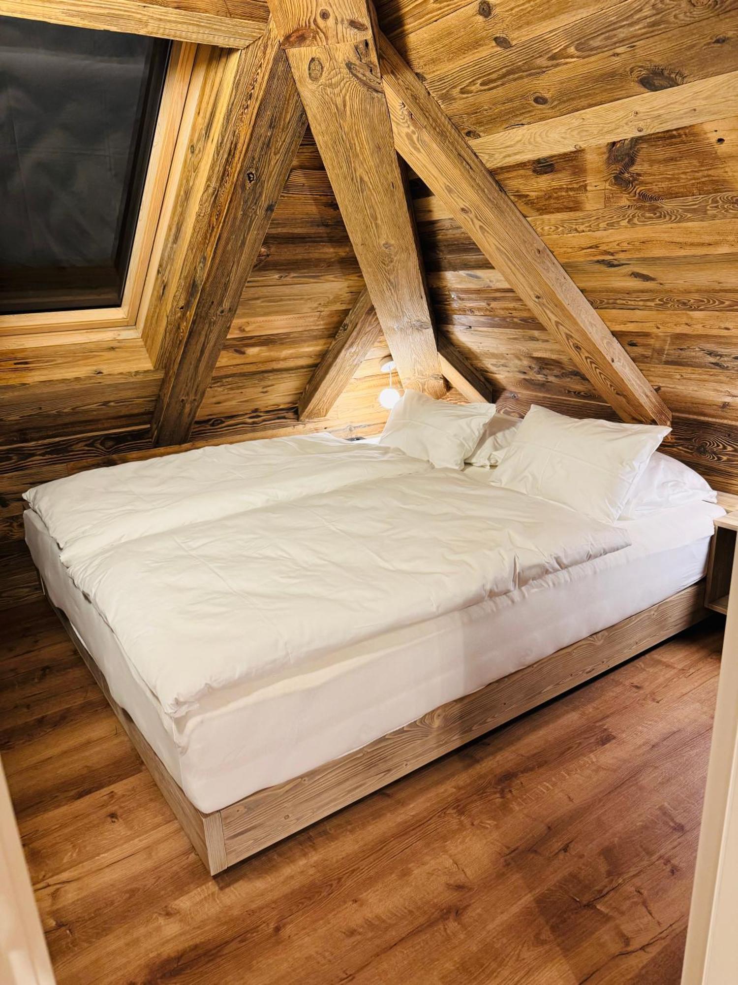 Vila Urbana Luxury Apartments Lesce  Eksteriør bilde