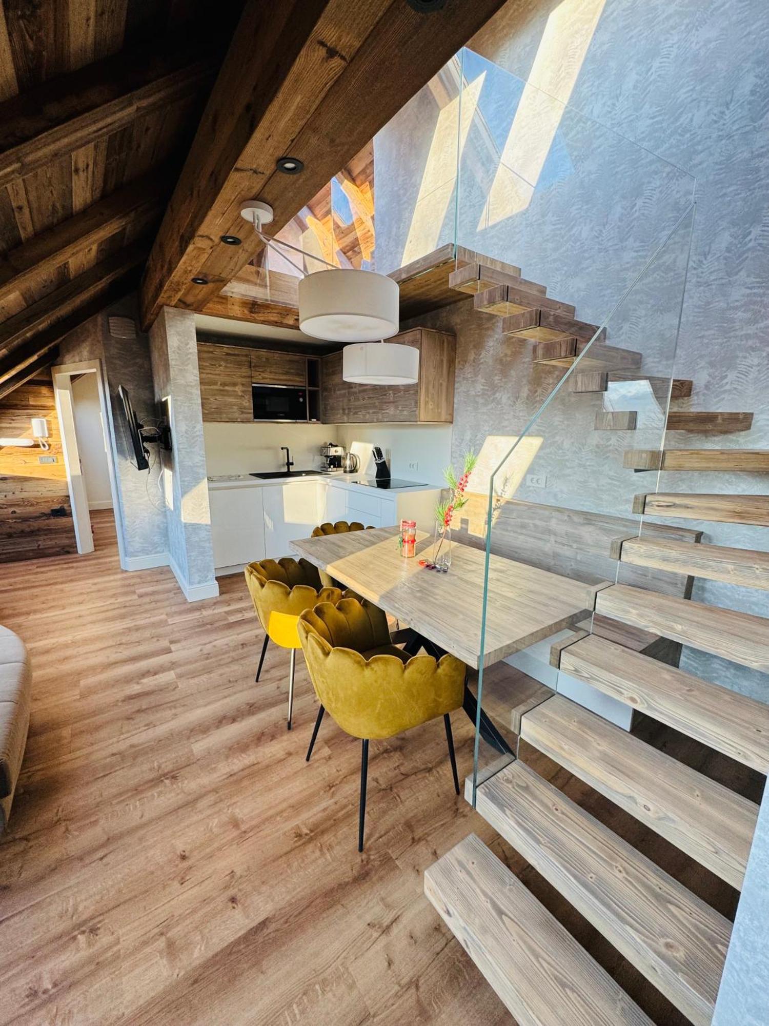 Vila Urbana Luxury Apartments Lesce  Eksteriør bilde