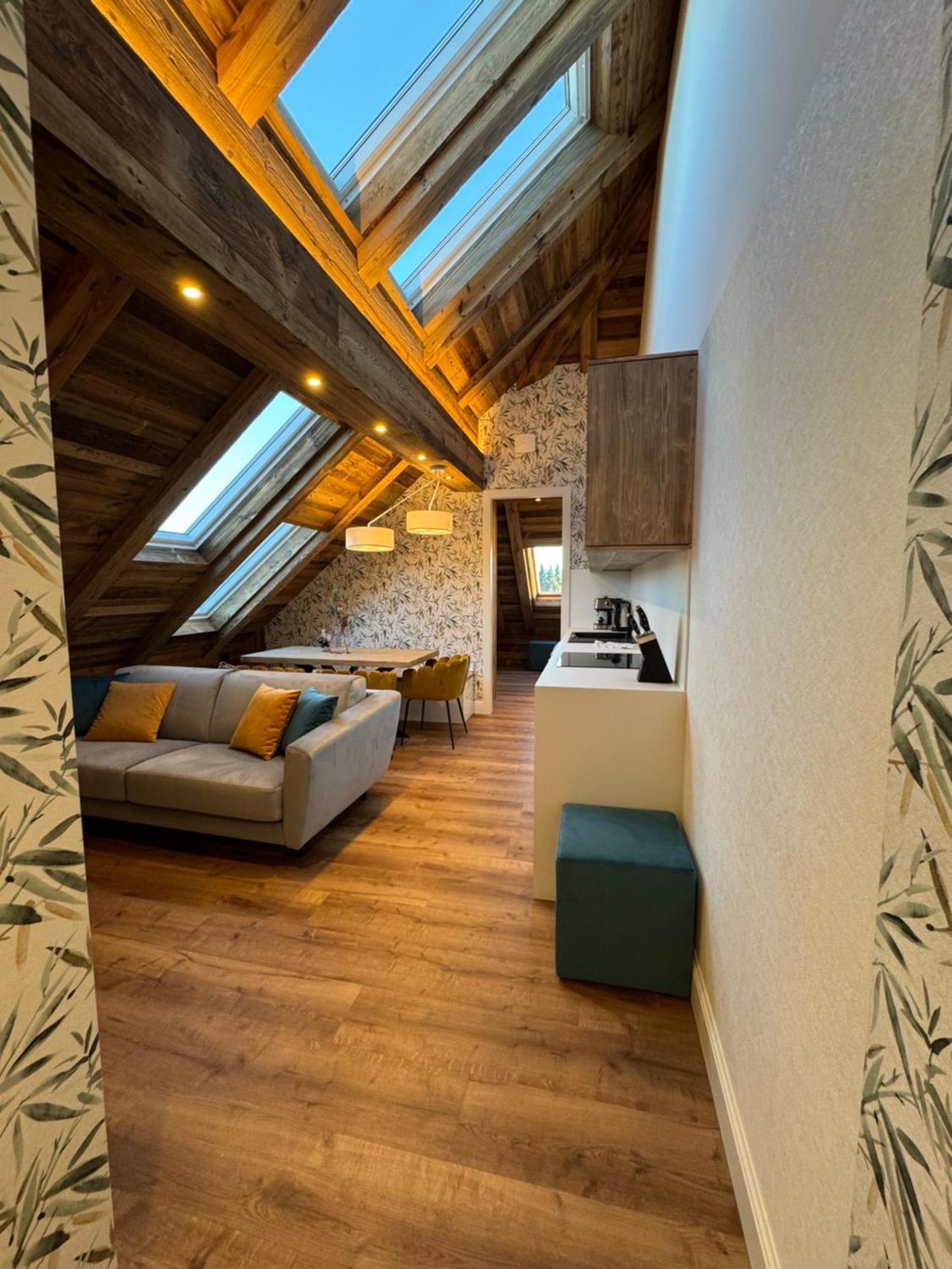 Vila Urbana Luxury Apartments Lesce  Eksteriør bilde