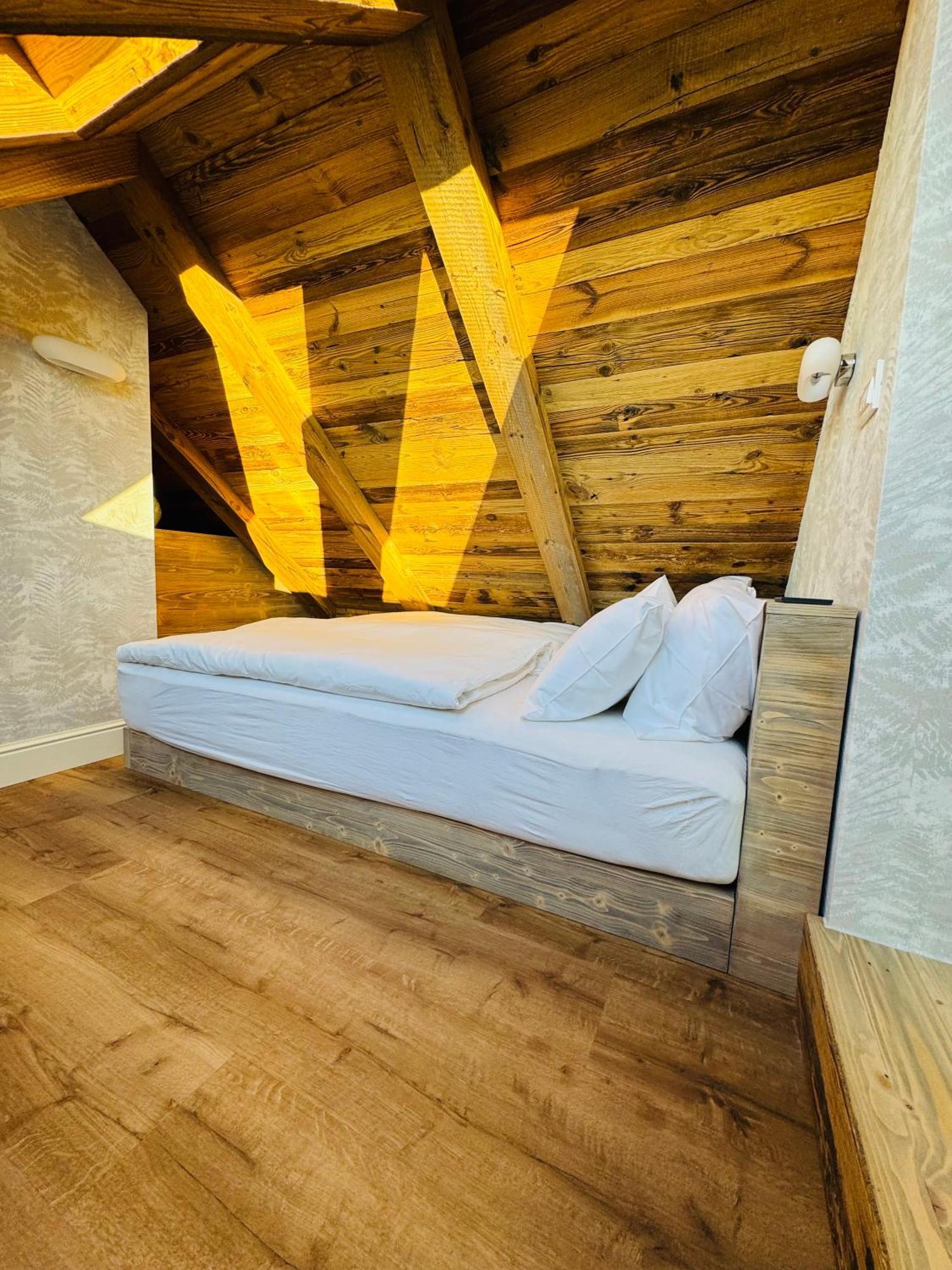 Vila Urbana Luxury Apartments Lesce  Eksteriør bilde