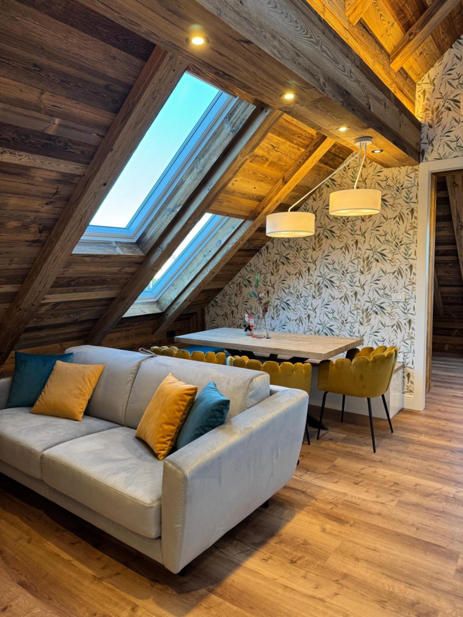 Vila Urbana Luxury Apartments Lesce  Eksteriør bilde